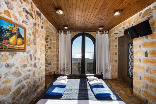 🇬🇷 Greece Yoga Retreat: Shared room | Aug 22-29th 2026